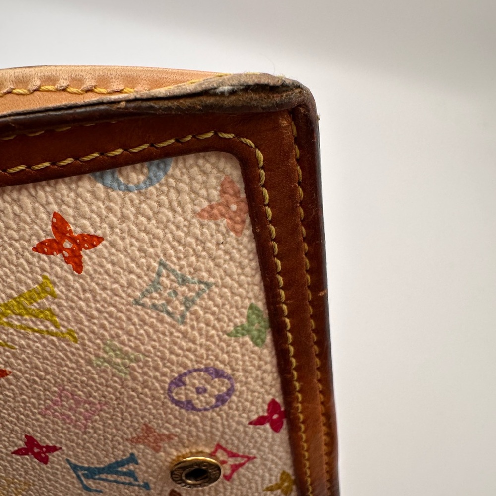 Louis Vuitton Murakami white kisslock wallet - Picture 14 of 16